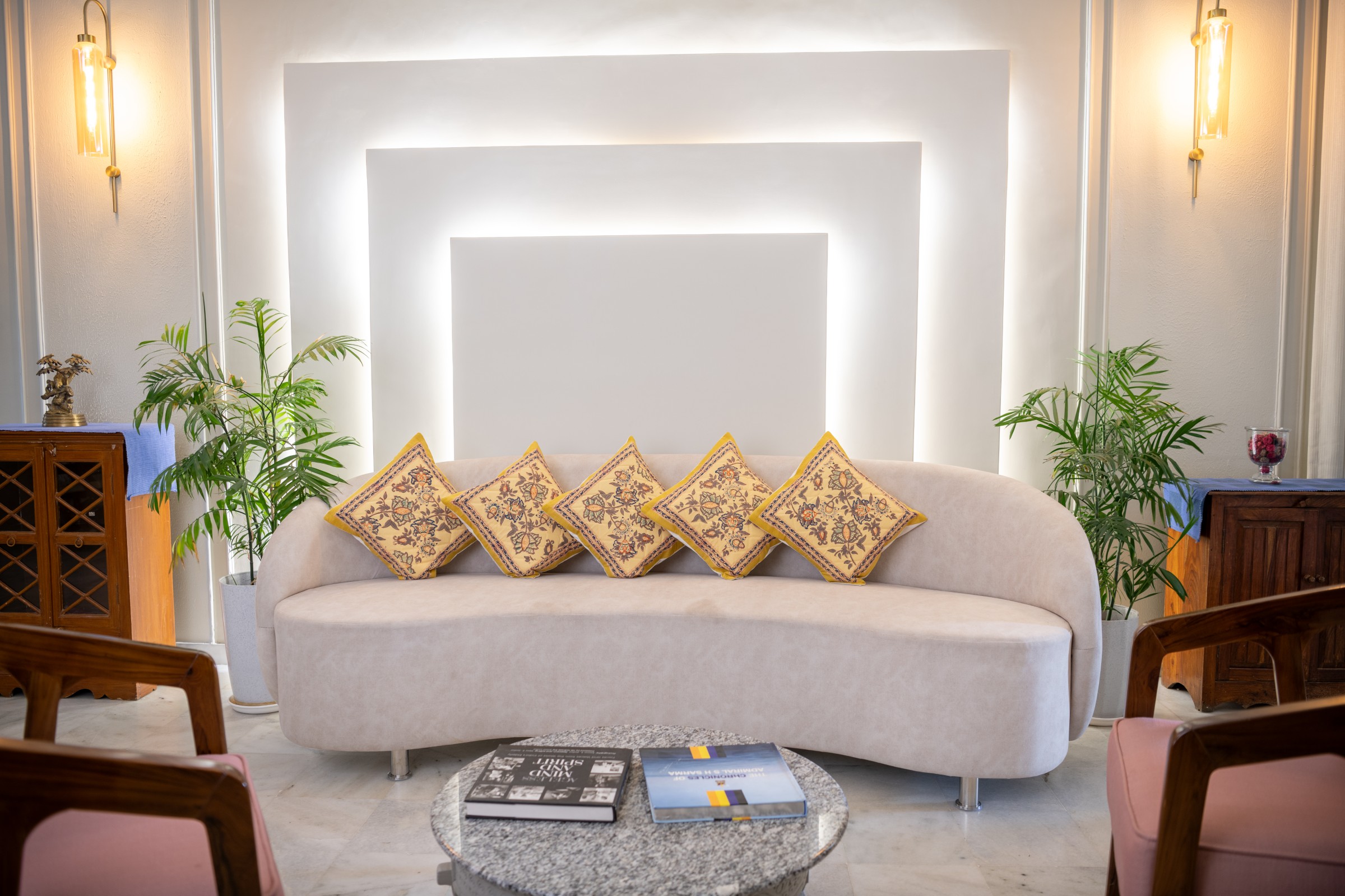 rohida girisadan-781