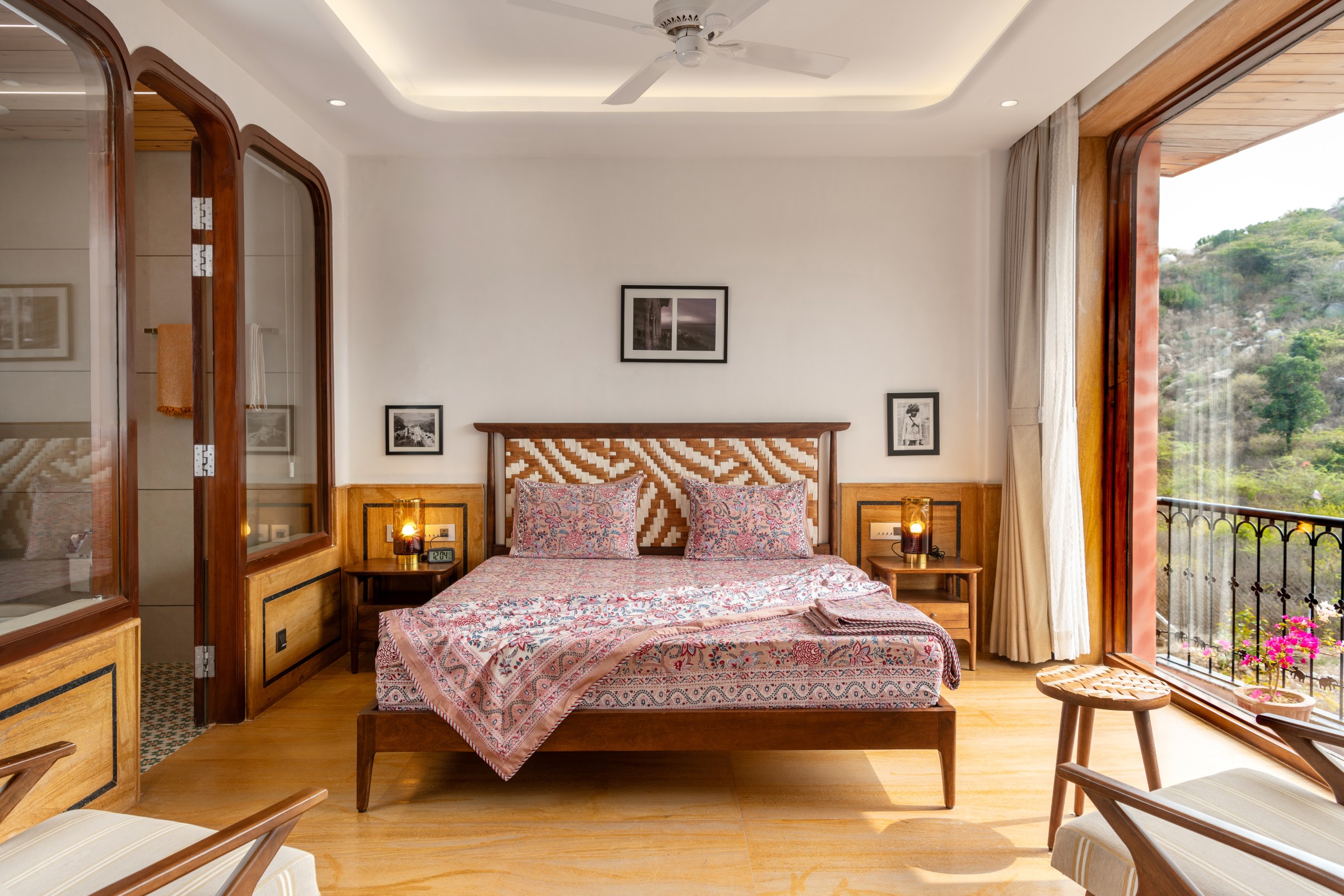 rohida artisav-1229a