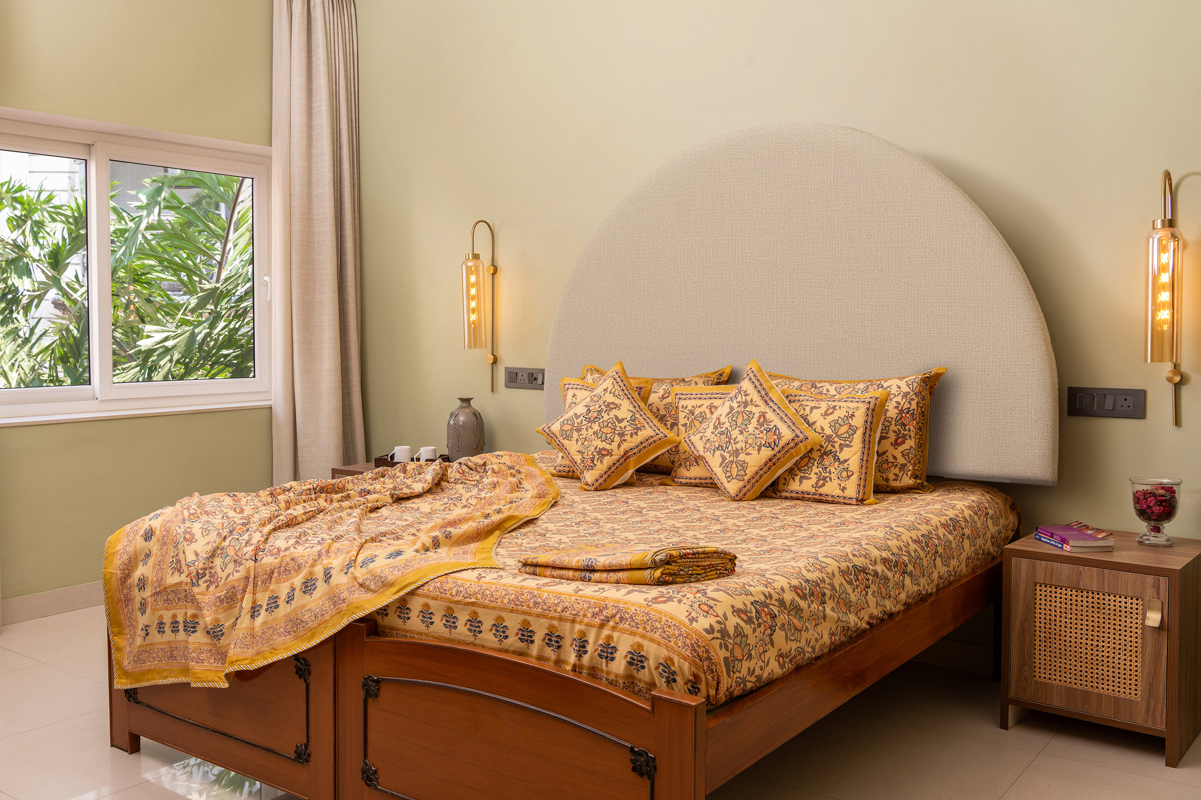 rohida-girisadan-742